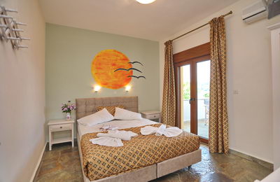 Room 2 (Apartment)