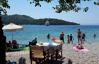 Linarakia Restaurant in Skopelos Panormos