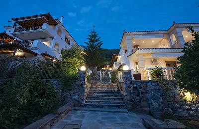 Niki Studios Apartments