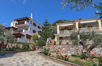 Niki Studios Apartments